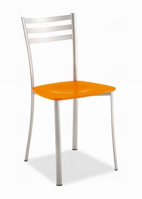 ICE sedia   Sedia e sgabello con struttura in metallo satinato alluminio. Sedile in legno multistrato nei colori: wengè, naturale, ciliegio, o laccato nei colori  : bianco, arancio, verde, rosso.
